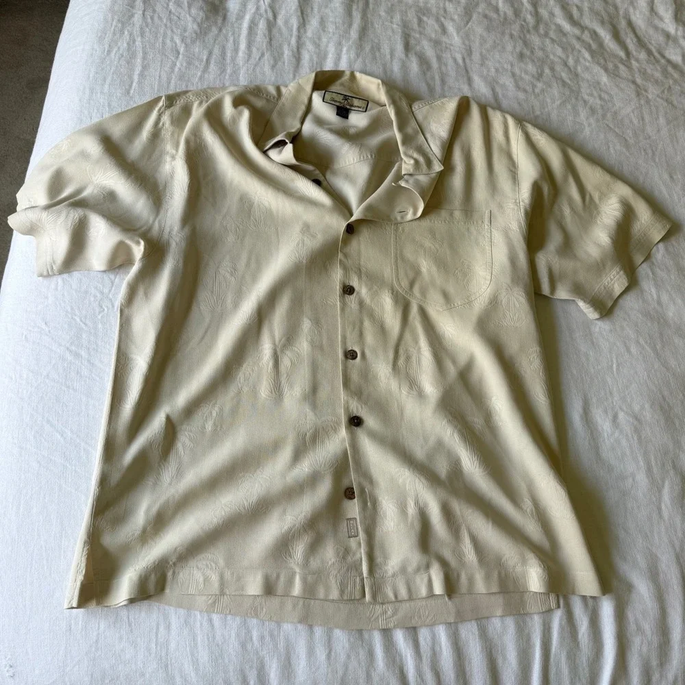 Tommy‎ Bahama Mens M Ivory 100% Silk Jacquard Palm Tree Short Sleeve Camp Shirt